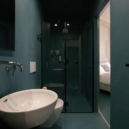 Hotel Boutique Opera 4*