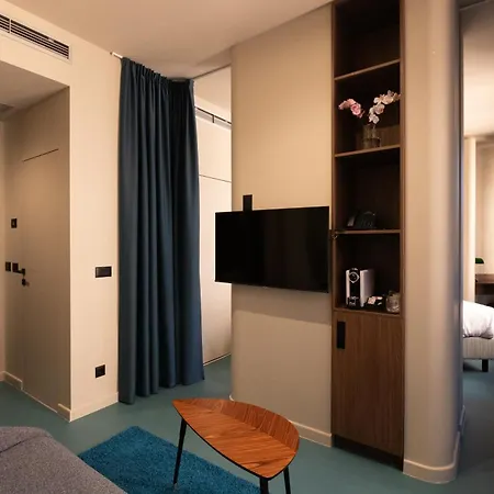 Hotel Boutique Opera 4*