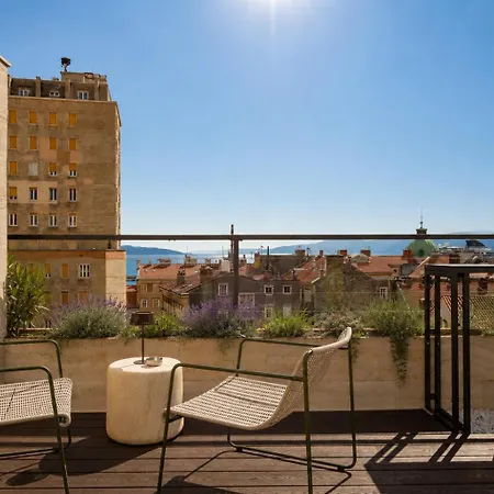Boutique Opera Hotel